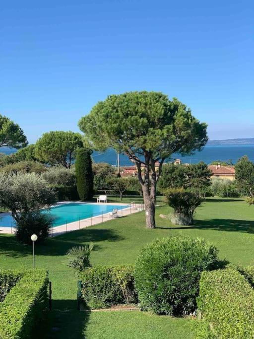 Tennis / Pool / Barbecue Bardolino Exterior foto