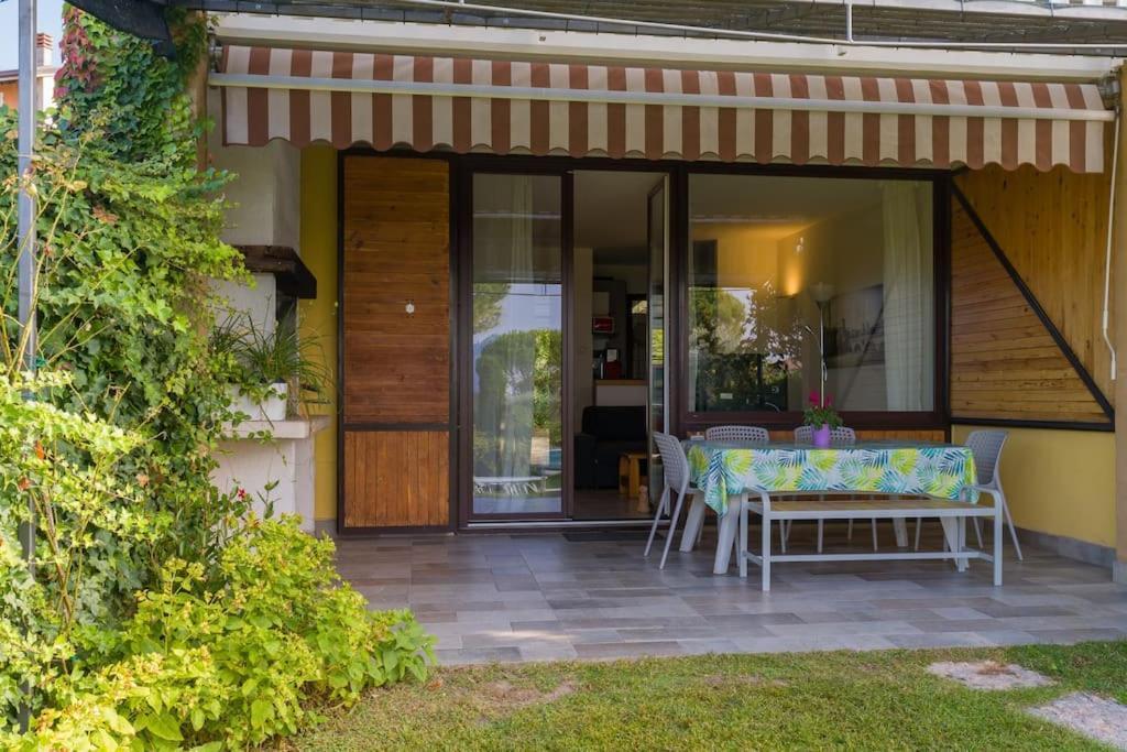 Tennis / Pool / Barbecue Bardolino Exterior foto